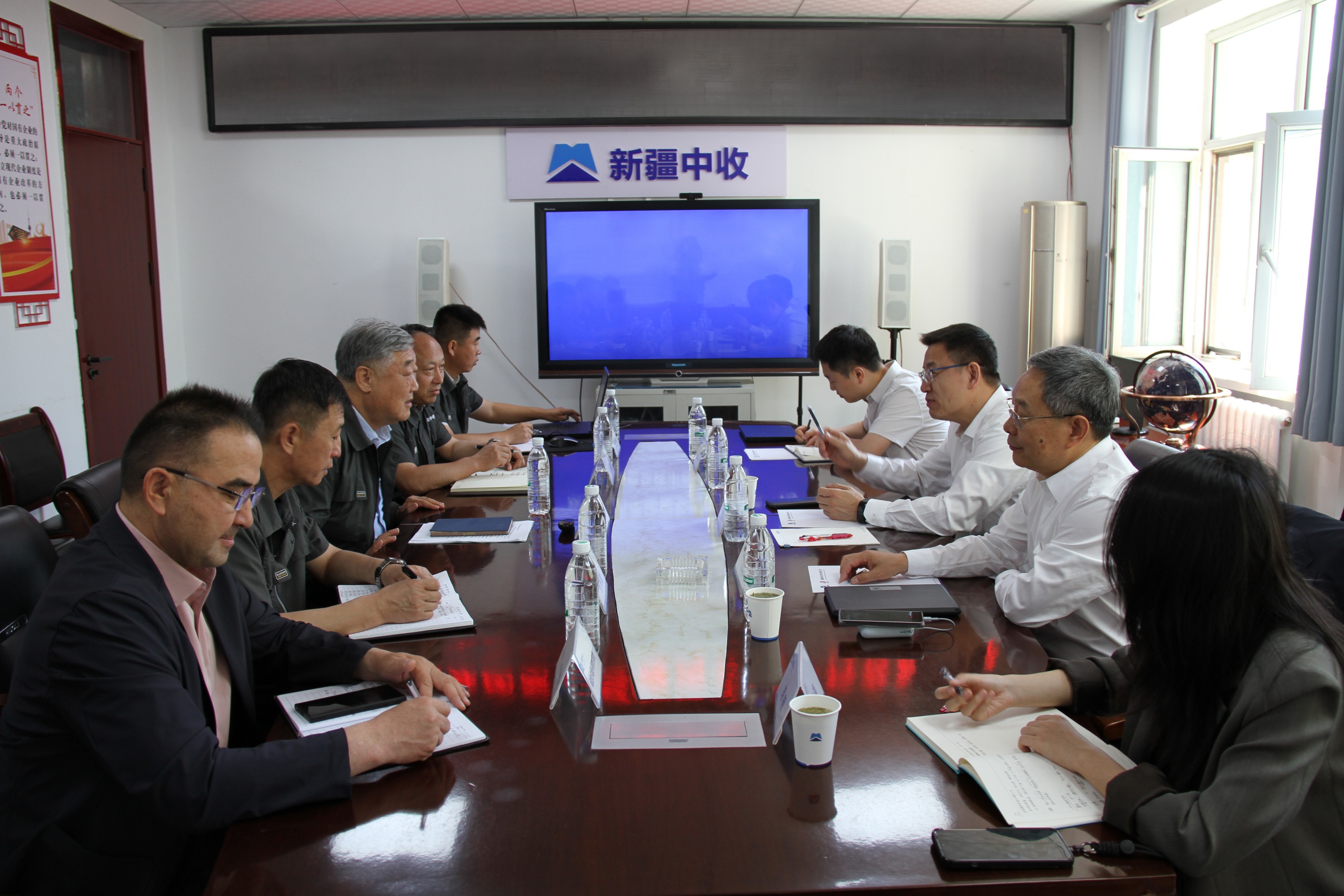 国机集团副总经理周开荃一行调研新疆中收2(1).jpg